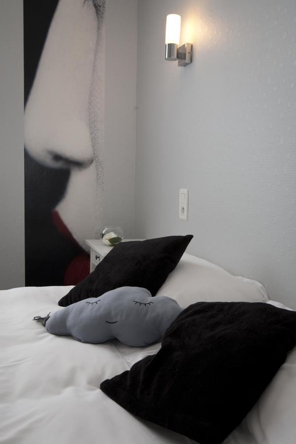 Logis Hotel Le Chrismas Châteaulin エクステリア 写真