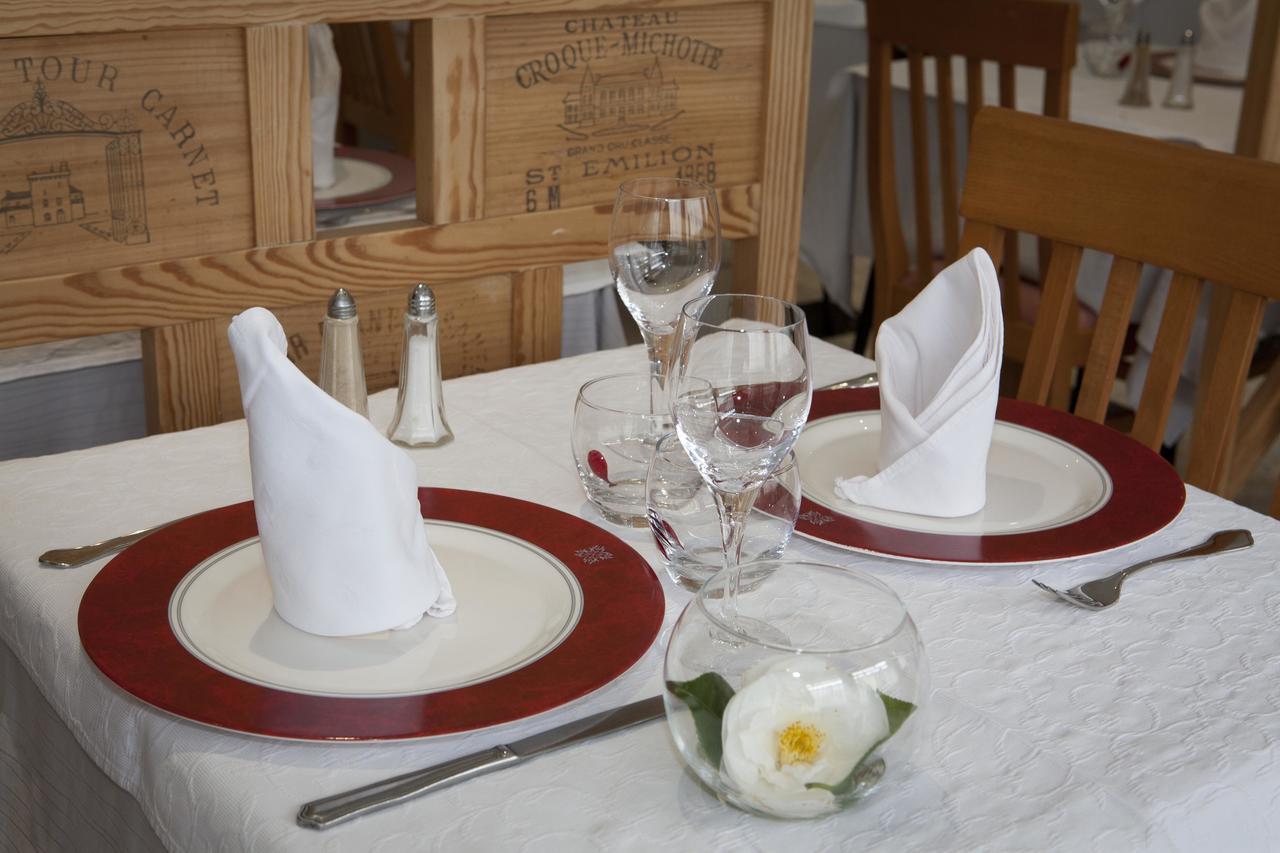 Logis Hotel Le Chrismas Châteaulin エクステリア 写真